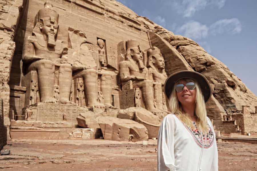 Luxor: Edfu, Kom Ombo, Abu Simbel Private Tour & Entry Fees - Lunch in Abu Simbel: the break that keeps you sane