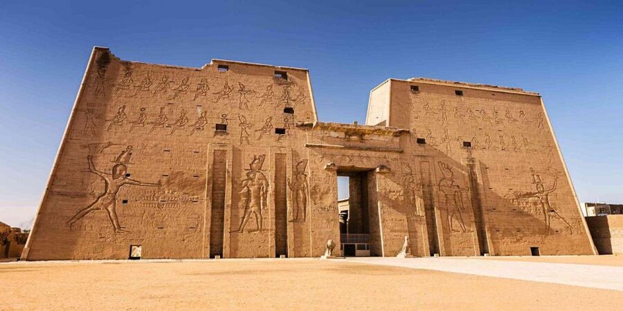 Luxor: Edfu, Kom Ombo, Abu Simbel Private Tour & Entry Fees - Who this Luxor to Aswan day tour fits best