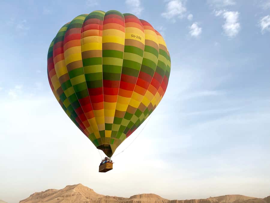 Luxor: Hot Air Balloon Ride Over Temple of Hatshepsut - Coffee, the safety briefing, and the checklist you should listen to