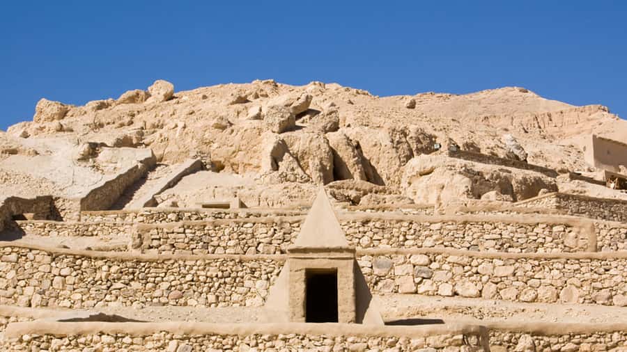 Luxor: Medinet Habu, Deir el-Medina & Valley of Queens Tour - Deir el-Medina: the workers’ village behind the tomb masterpieces