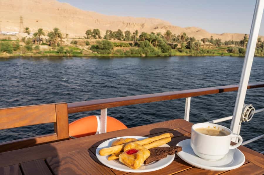 Luxor: One-night Nile Cruise to Aswan with Transfer - The 5-star ship vibe, comfort you can feel fast