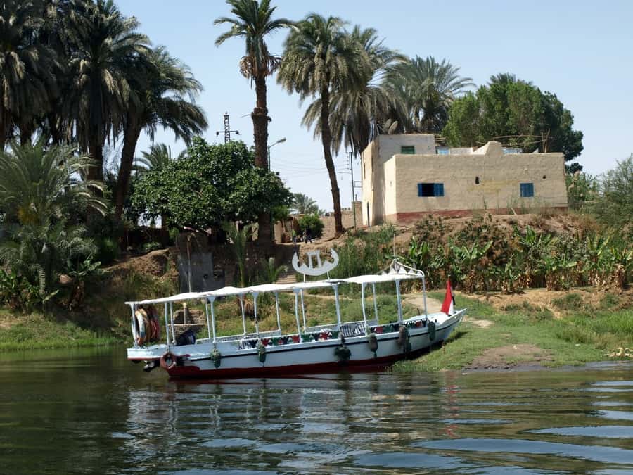 Luxor: Private Felucca Boat Trip with Hotel Pickup - The slow sail that sets the mood, and what happens if there is no wind