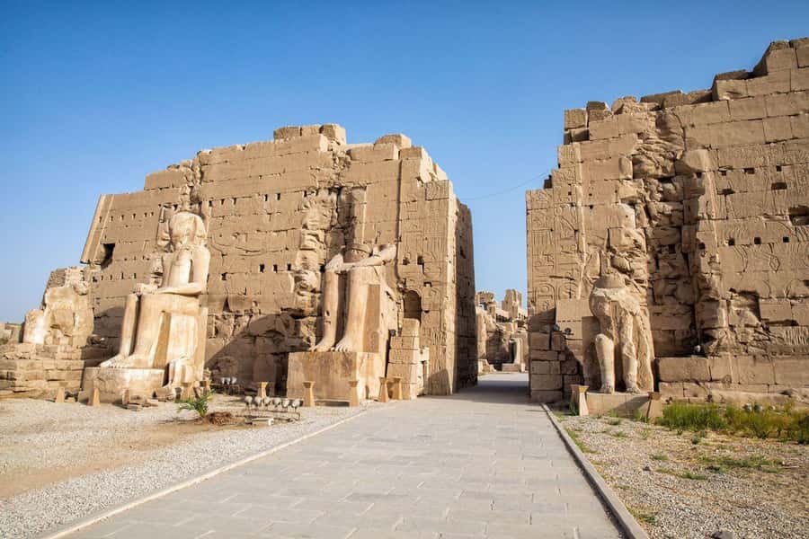 Luxor: Private Full-Day Luxor Highlights Tour with Pickup - Price and value: when private makes sense in Luxor