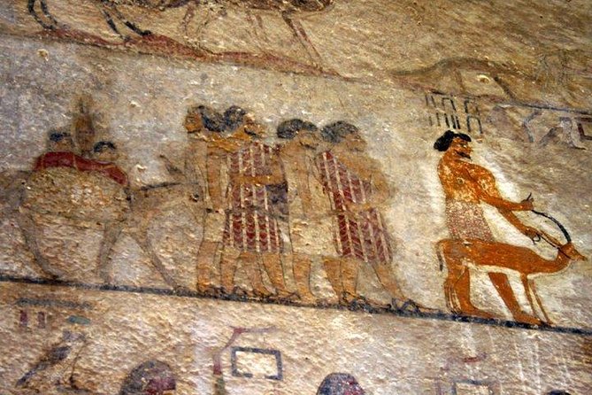 Luxor Private Full-Day Tour: Discover the East and West Banks of the Nile - Colossi of Memnon: a short photo break that works