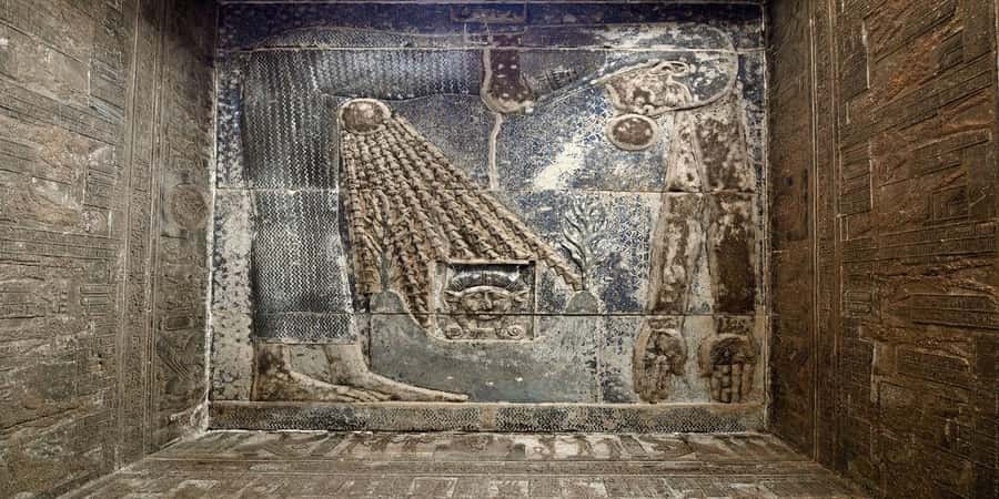 Luxor: Shared Half-Day tour of Dendera Temple with guide - The guide makes or breaks it, and this group trip delivers