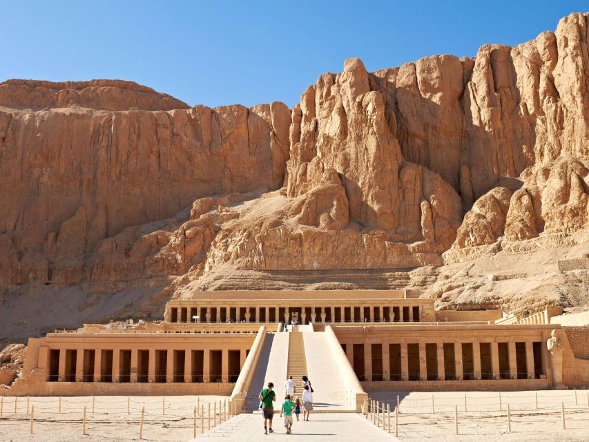 Luxor: West and East Banks All-Inclusive Tour & Balloon Ride - Felucca on the Nile: the reset you need after temples