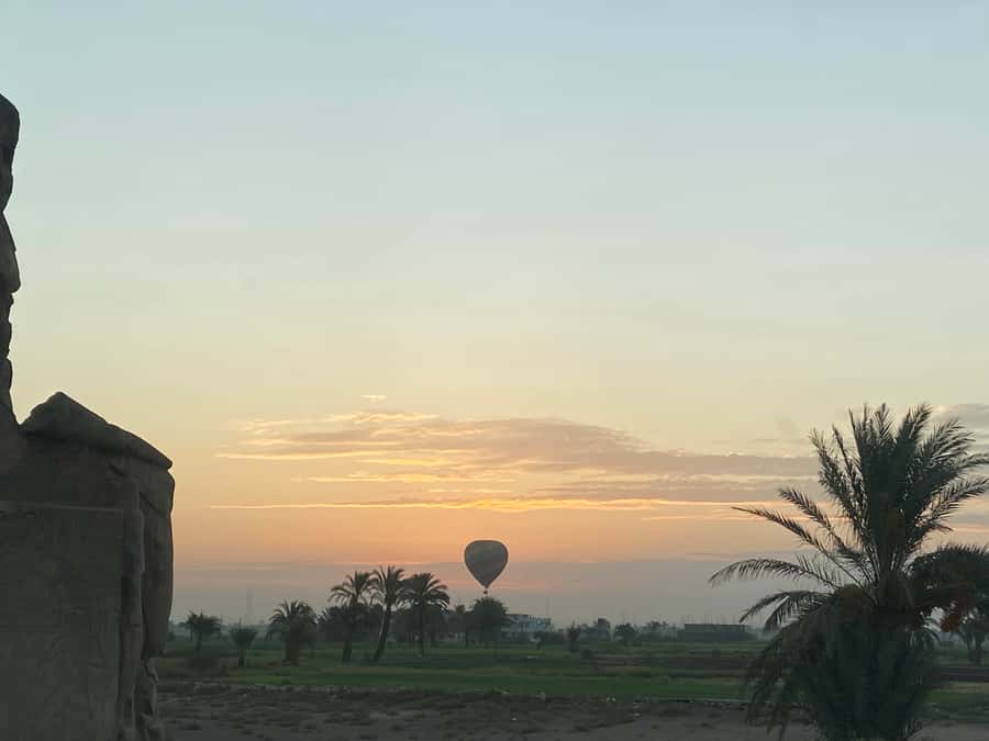 Luxor: West Bank Hot Air Balloon Ride with Hotel Pickup - Why a West Bank Balloon Ride Works So Well at Sunrise