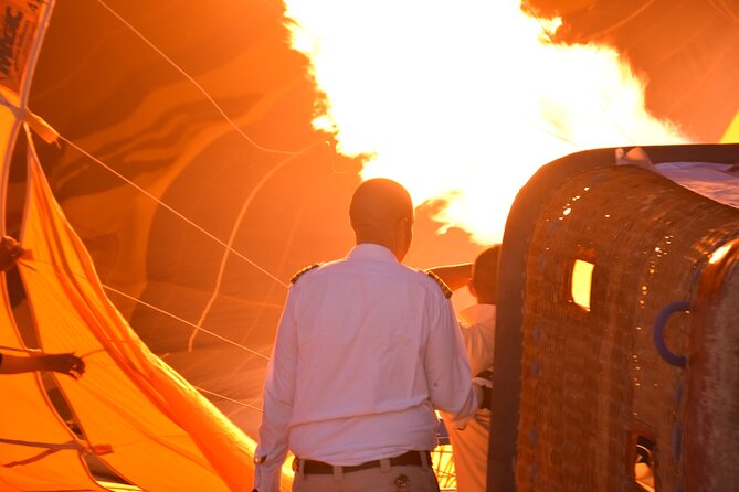 Luxury Hot Air Balloon Flight Over Luxor - Pickup, West Bank Transfers, and the Nile Breakfast Boat