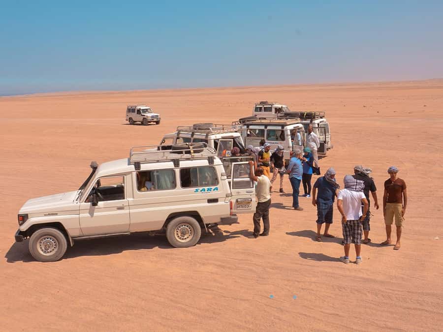 Makadi Bay: Jeep Safari Adventure with Bedouin guide - What you actually see in the Hurghada Desert: dunes, mirages, and light
