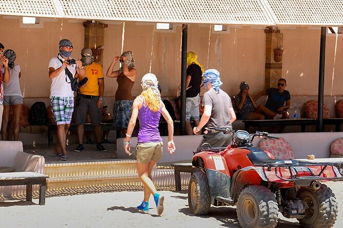Makadi Bay: Sunset Quad & ATV Adventure & Seaview - Sunset dinner, loud show energy, and telescopes under the stars