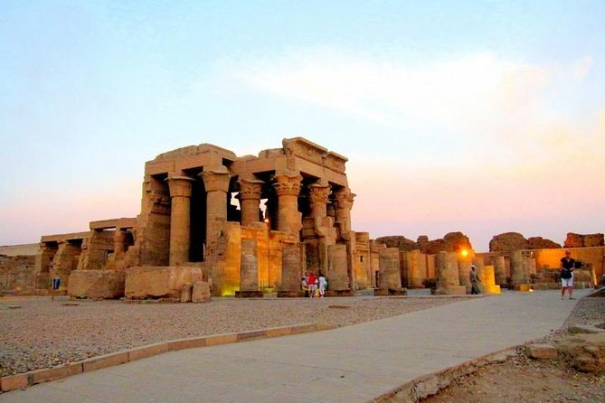 Nile cruise 5 days Private full board accommodation transferred guided tours - Day 4 Kom Ombo’s double temple: two perspectives in one building