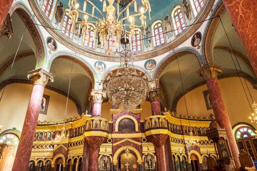 Old Cairo: Full-Day Islamic and Coptic Cairo Tour with Lunch - The Hanging Church (Al-Muallaqa): why it is the Old Cairo stop most people remember