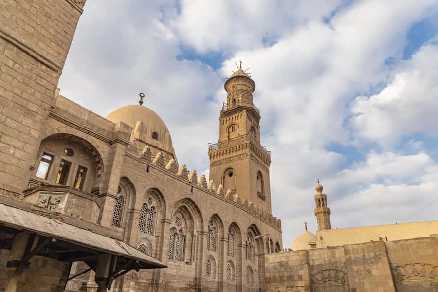 Old Cairo Guided Walk Tour: History, Culture & Street Bites - Street Bites and Shopping Strategy in Khan el-Khalili