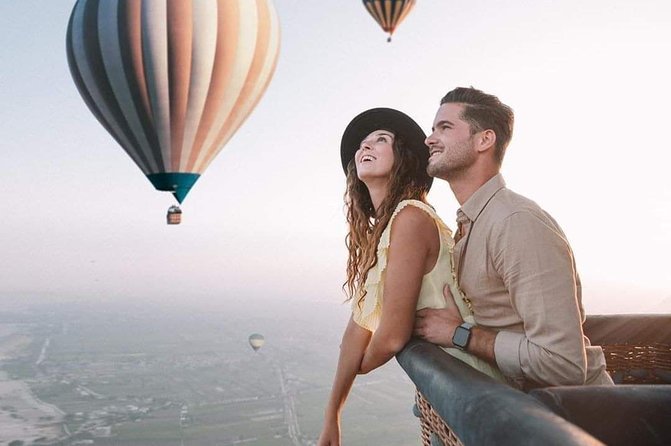 One Day Sunrise Balloon, Sunset Felucca ride, Luxor full-day tour - Valley of the Kings tomb circuit, plus optional Tut tickets