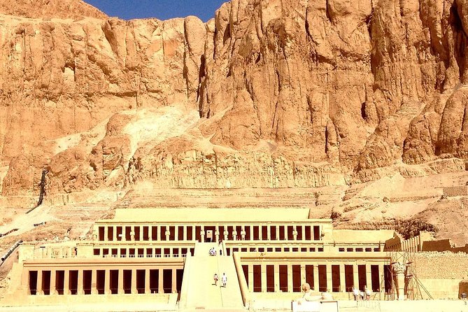 Package deal Hot Air Balloon Ride & Full Day Luxor Tour w/Guide Lunch - Price and what you should budget for entrance fees ($140)
