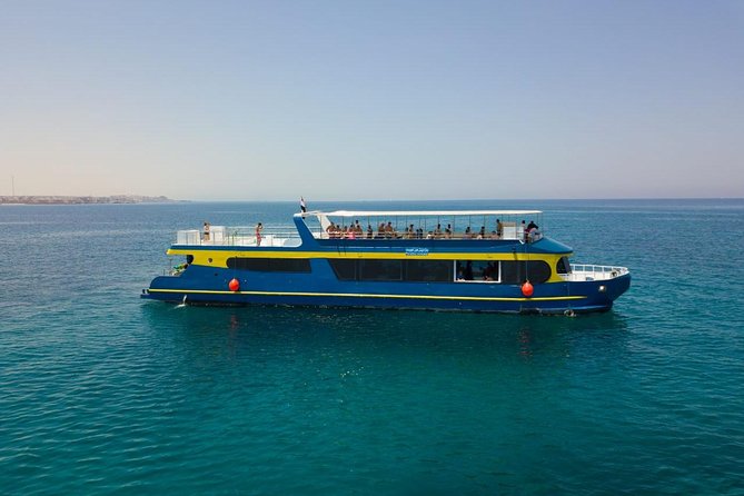 Paradise Catamaran Conquest 2 Hours Semi Submarine & snorkeling - Hurghada - Price and fees: the real value math in Hurghada