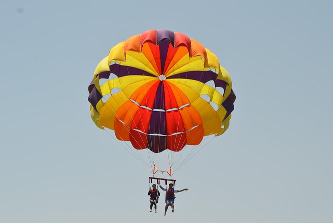 Parasailing Fly to The Sky On Marine - Hurghada - From BOBOS Water Sports to the marina: how the day runs