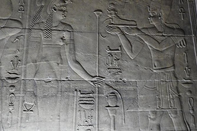 Philae Temple and Aswan High-Dam Half-day tour - Stop 2: Philae Temple, the motorboat crossing, and what to watch for
