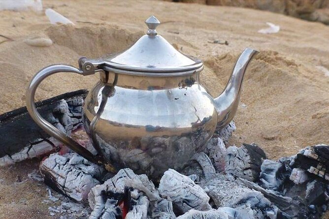 Private 2 Days Jeep Safari to White Desert and Bahariya Oasis - New White Desert: limestone formations that change with the light
