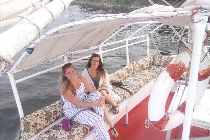 Private 60 min Felucca Ride on Nile and lunch in Cairo - Lunch in a traditional restaurant: koshry and real Egyptian comfort food