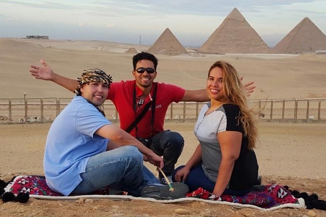 Private Cairo City Tour: Giza Pyramids, Egyptian Museum and Khan Khalili Bazaar - Giza Plateau: the views, the scale, and where your time goes