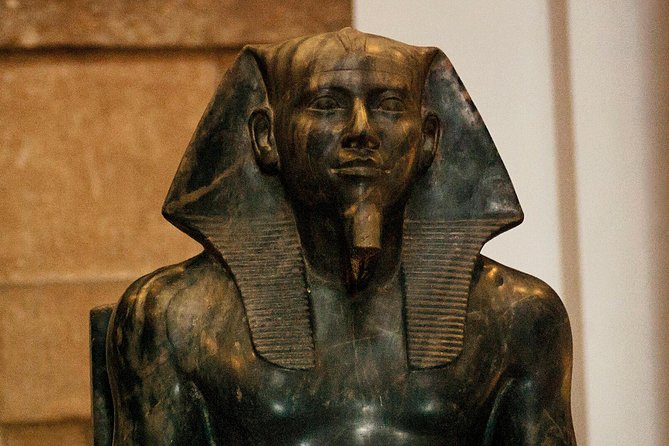 Private Cairo Egyptian Museum Tour with Lunch - Entering the Egyptian Museum: Two Floors, Too Much to Do Without a Plan