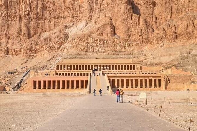 Private Day from Cairo to Luxor by plane with hotel,balloon,west,east and lunch - Price and value: what you really get for $330