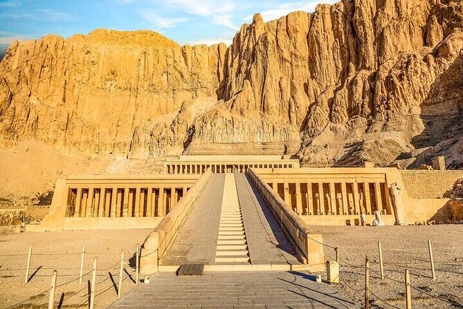 Private Day from Cairo to Luxor by plane with hotel,balloon,west,east and lunch - Colossi of Memnon plus lunch: a needed breather