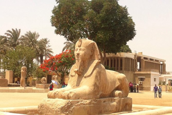 Private Day Tour Giza Pyramids, Sphinx, Memphis, and Saqqara - The Great Sphinx Photo Moment and What to Look For