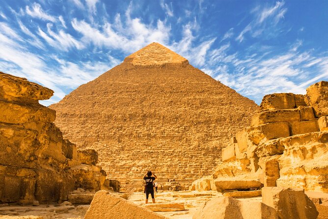 Private Day Tour of Giza Pyramids, Egyptian Museum, and Bazaar" - Giza Plateau: Pyramids, Khafre, and the Sphinx in One Flow