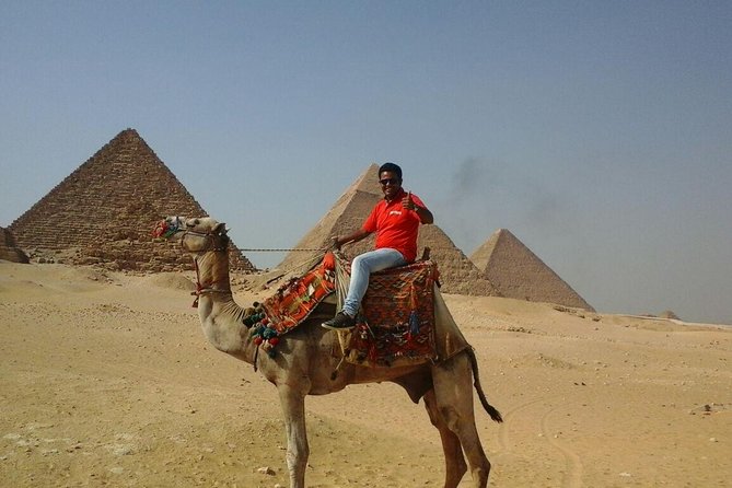 Private Day Tour To Giza Pyramids, Memphis and Sakkara - Giza pyramids and the Great Sphinx: the main event, timed well