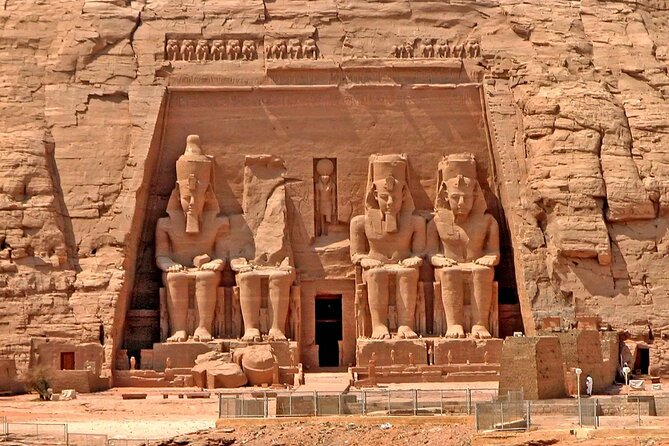 Private Day Trip to Abu Simbel Temple with Guide from Luxor - Entering the Great Temple: What You Should Prioritize in Your 2 Hours