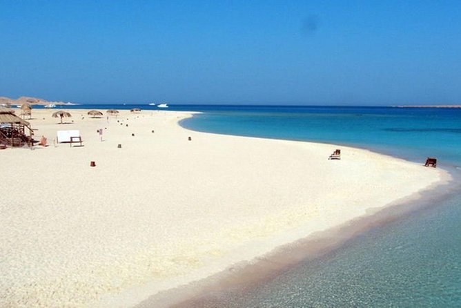 Private Dolphin House Boat Tour with Snorkeling & Lunch– Hurghada - How a private boat changes your day on the Red Sea