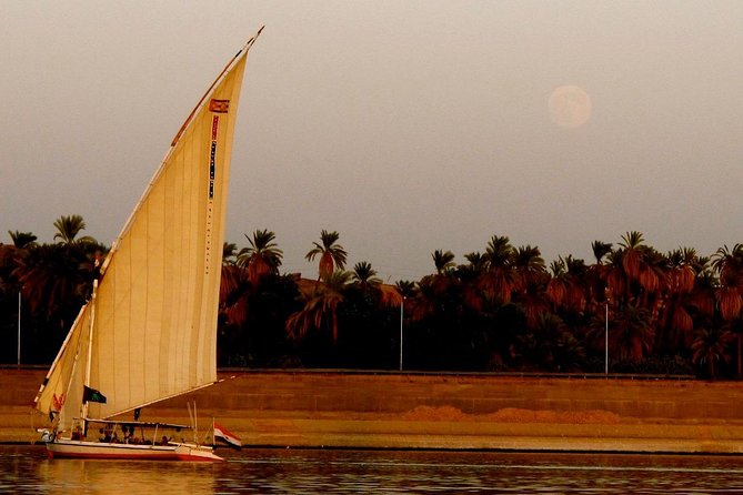 Private Egyptian Felucca Ride On The Nile With traditional lunch - Lunch on the Boat: Local Comfort Food, Served Simply