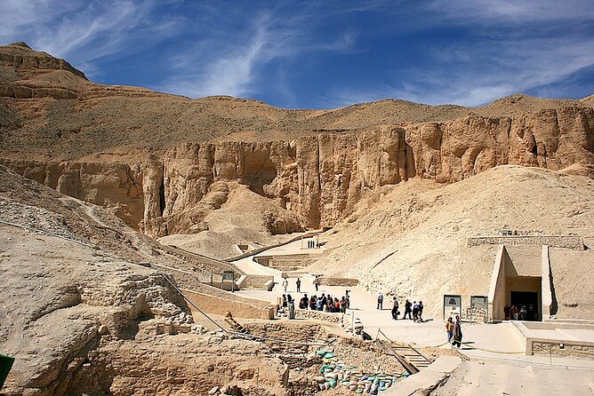 Private Full Day Tour of Luxor west Bank Tombs and temples - Valley of the Queens: royal women and afterlife scenes