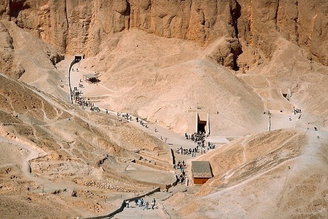 Private Full Day Tour of Luxor west Bank Tombs and temples - The day’s pacing: what “8 hours” really feels like