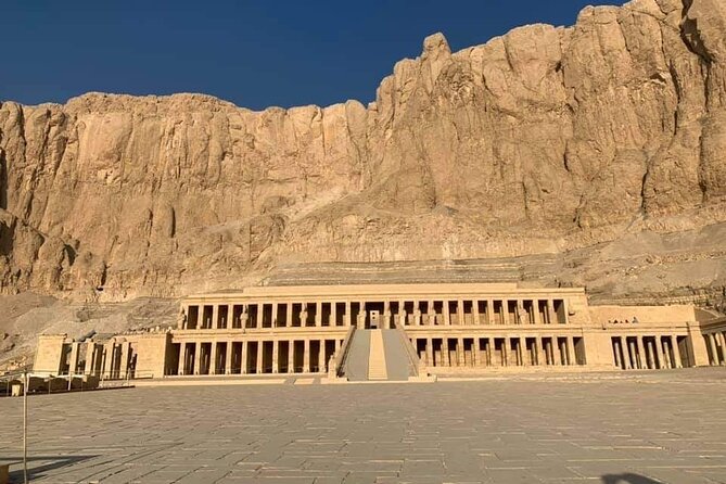 Private Full day tour to West and East Bank of Luxor - A private East and West Banks day, what it changes
