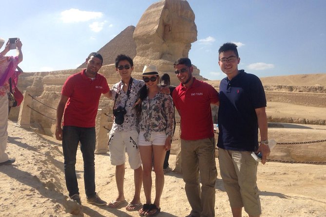 Private Full-Day Tour Visiting Giza Pyramids, Egyptian Museum and Old Market - Egyptian Museum in three hours: what to focus on before fatigue hits