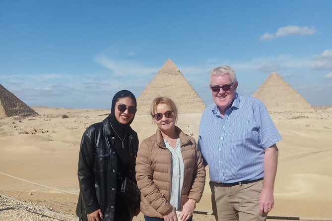 Private guide's trip to Giza pyramids, Great sphinx valley temple - Giza in a half-day, without the taxi stress