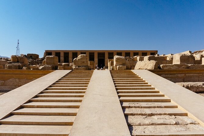 Private Guided Day Trip to Dendara and Abydos Temples with felucca From Luxor - Guides and the Difference Between Seeing and Understanding