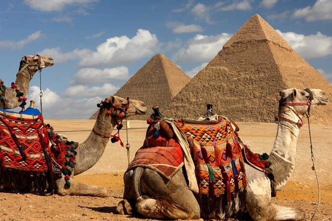 Private Guided Tour to Giza Pyramids and Great Sphinx - Stop 1: Cheops, Chephren, Mykerinus, plus the optional pyramid interior