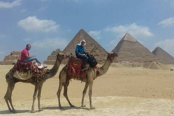 Private Half-Day Tour to Giza Pyramid ,Sphinx and Camel Ride - The Great Sphinx: Getting Past the Photo Pose