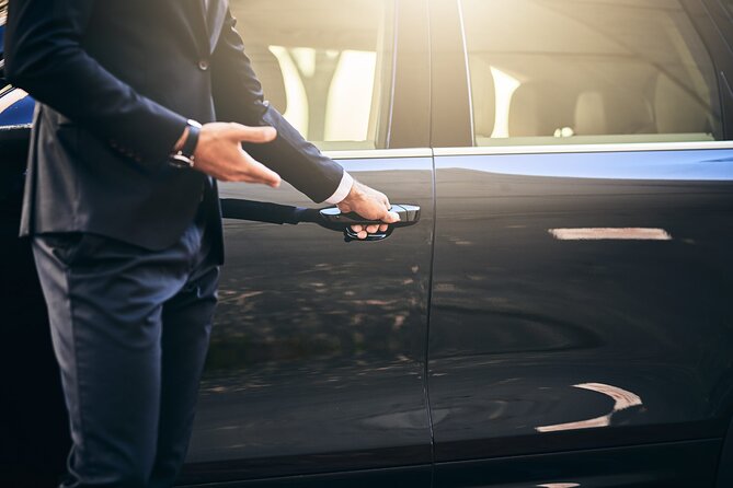 Private HRG Airport Transfer Service - Key Points That Matter Before You Land