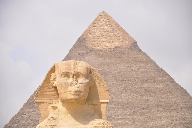 Private pyramids tour to Giza pyramids Sphinx Dahshur Sakkara & Memphis - Giza and the Sphinx: the icons, and what to look for