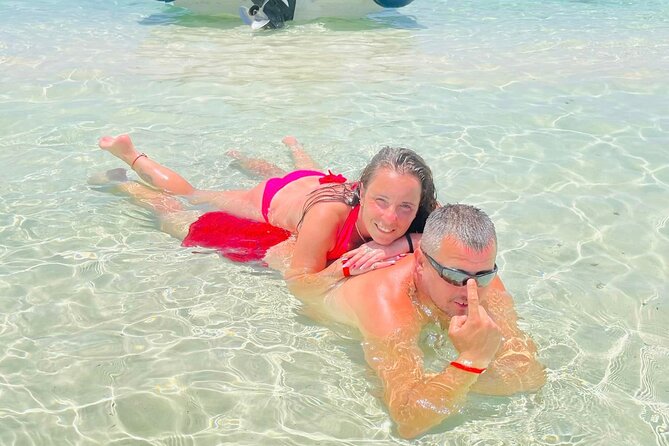 Private Speed Boat 4 Hours to White Island and Dolphin House - Orange Bay or Paradise Island, Plus More Reef Time