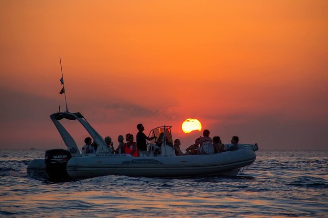 Private Speed Boat & Swim With Dolphins & Water Sports-hurghada - Comfort on a speedboat: weather matters more than you think