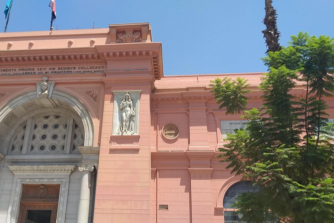Private Tour: Discover Giza Pyramids, Sphinx & Egyptian Museum - Stop 2: Egyptian Museum, King Tut highlights, and how to avoid wandering fatigue