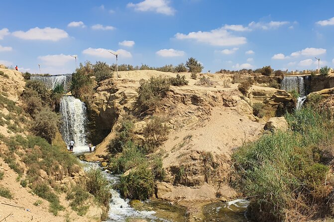 Private tour El Fayoum Oasis and Wadi Rayan waterfall from Cairo - Tunis pottery village lunch: local craft, real food