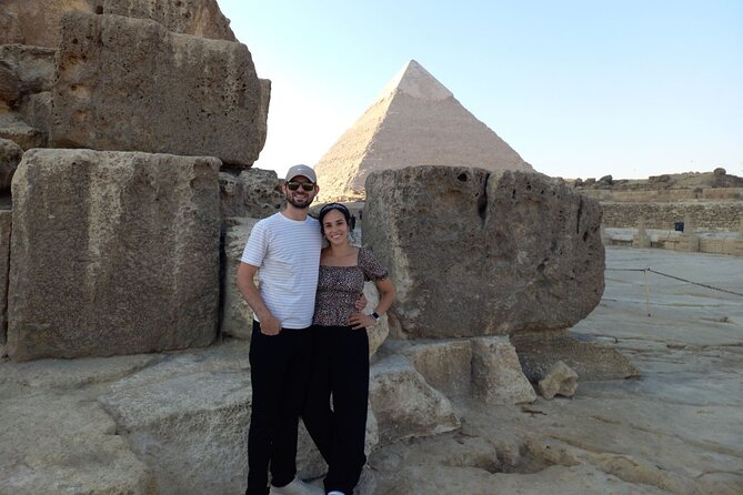 Private Tour Giza Pyramids Sphinx and the Egyptian Museum - Price and logistics: where the value really comes from