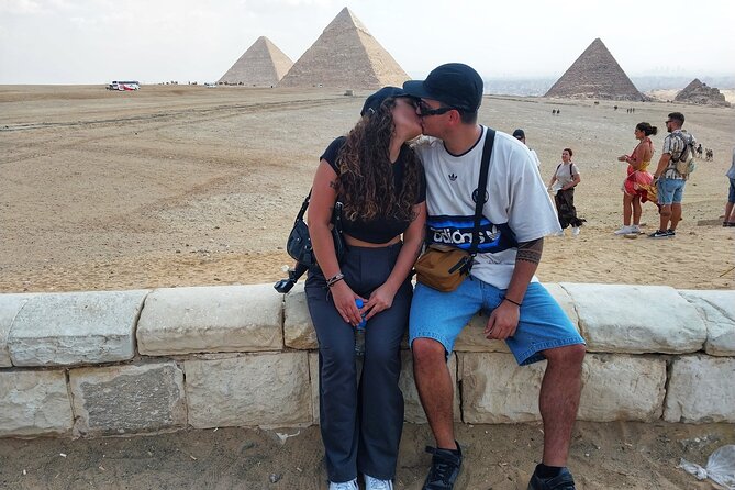 Private Tour Giza Pyramids Wonders All inclusive - Early-morning access at the Giza Plateau, before the day gets loud